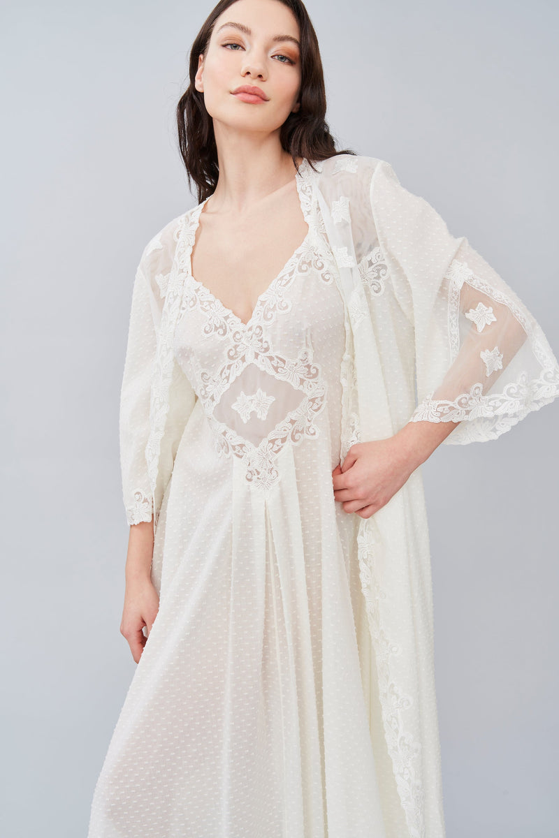 Robe en top plumetis